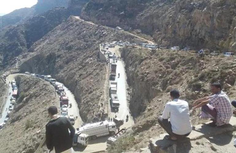 لليوم الثالث استمرار إغلاق طريق "هيجة العبد" أمام جميع أنواع الناقلات