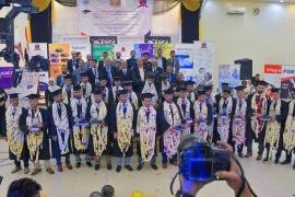 في حفل بهيج شهدته العاصمة صنعاء صباح اليوم الخميس.. الجامعة الإماراتية الدولية تحتفي بتخريج الدفعة الأولى طب بشري من كلية الطب والعلوم الصحية بالجامعة 