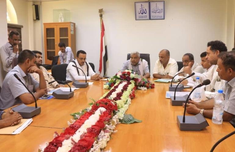 مناقشة وضع المنطقة الصناعية في الحديدة