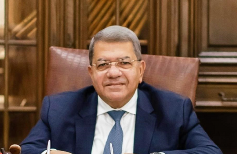  ميد بنك المصري يعكف على استيفاء اشتراطات تراخيص البنوك الرقمية