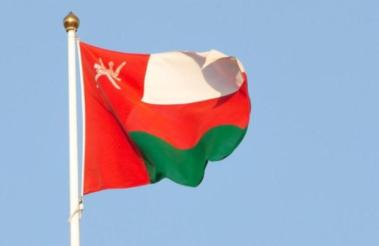 سلطنة عمان تبحث إعادة تمويل قرض بنحو 2.2 مليار دولار