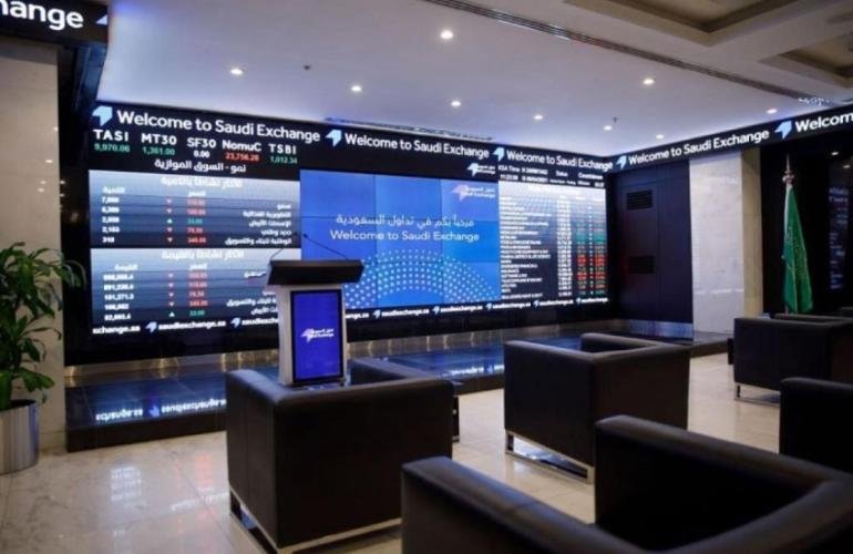 تراجع حاد يضرب أسواق الخليج واللون الأحمر يخيم على الجلسات