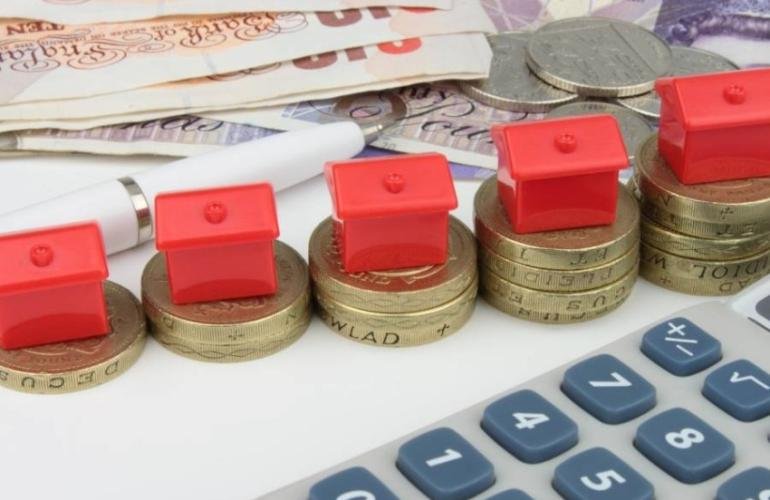الخزانة البريطانية تتوقع ارتفاع التضخم بسبب دعم الحكومة للأسر الفقيرة
