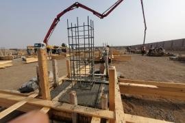 وكيل وزارة الصناعة يتفقد سير العمل في المشاريع الاستثمارية في المنطقة الصناعية بالحديدة