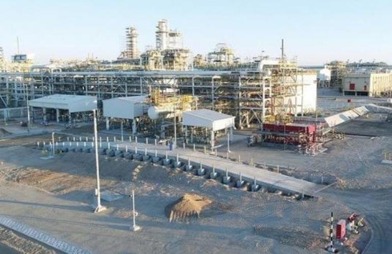 عُمان تبدأ إنتاج الغاز الطبيعي من حقل مبروك