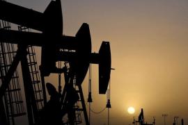 اقتصاد دول الخليج يتباطأ هذا العام لضعف الطلب على النفط