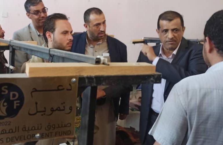 وزير التعليم الفني يفتتح قسمين لصناعة المعاوز وتصميم الأزياء بدعم من صندوق تنمية المهارات