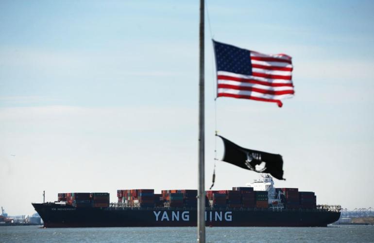 أخطر 4 أزمات أطلقت شرارة الحرب الاقتصادية بين واشنطن وبكين