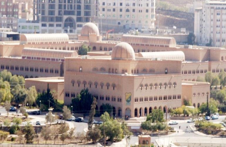 جامعة صنعاء تتقدم 374 مرتبة ضمن قائمة مؤشر التصنيف العالمي للجامعات