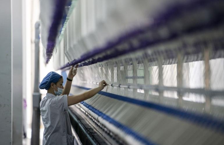 تباطؤ اقتصاد الصين قد يعيق تجاوزها الاقتصاد الأميركي