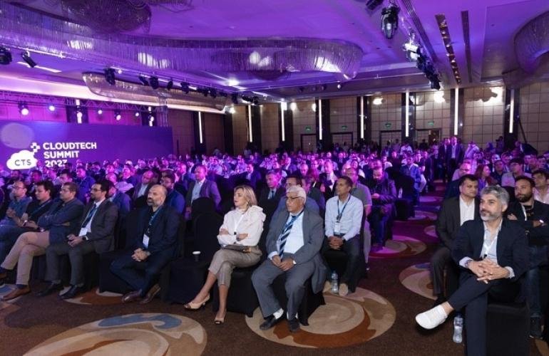 في نسخته الثانية.. مؤتمر CloudTech Summit 2023 يوصي بالتوسع في استخدام تكنولوجيا الحوسبة السحابية 