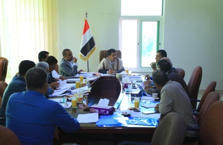 مناقشة تقارير اداء مؤسسة الإسمنت