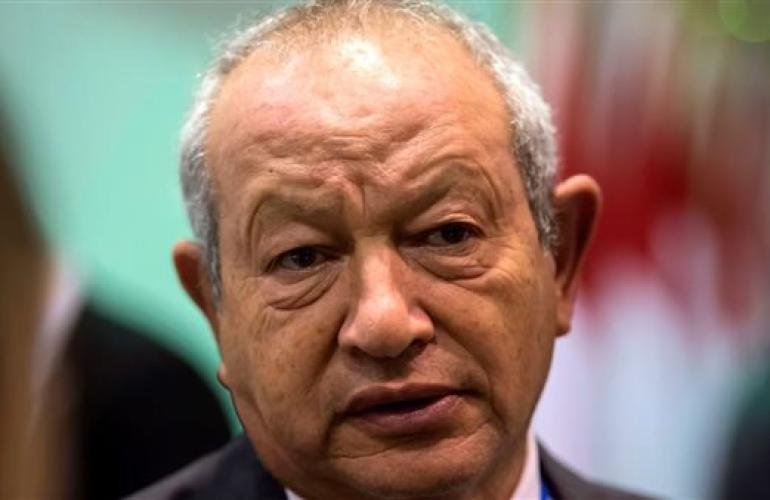 نجيب ساويرس: يجب طرح مصر للطيران على القطاع الخاص لوقف خسائر بـ30 مليار جنيه سنويا