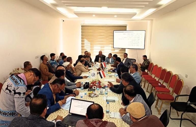 انعقاد الاجتماع السابع لرؤساء القطاعات والشعب واللجان التخصصية بالغرفة التجارية في الأمانة