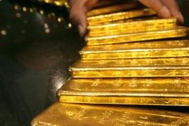 مخاوف الرسوم الجمركية تدفع الذهب إلى قمة جديدة