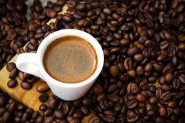 أسعار القهوة تنخفض عالميًا والسبب ترامب..