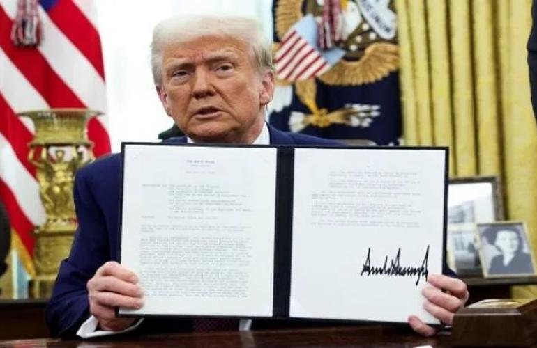 بنوك أميركا تستعد للتعثر... رسوم ترامب تدفع الاقتصاد للركود وتمتد إلى جيوب المستهلكين