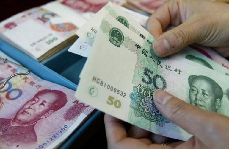 عملات آسيا تكتسب زخما بفعل ضعف الدولار يستدعي تدخلا من البنوك المركزية