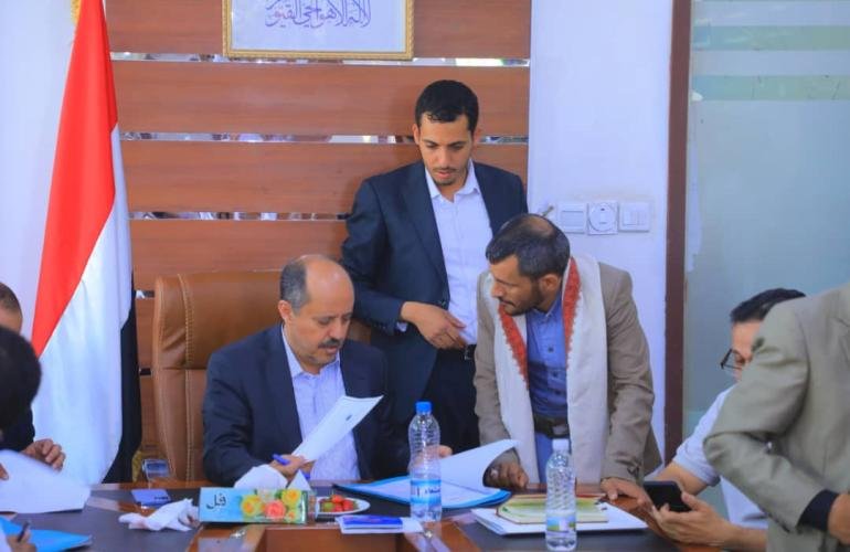 أكد حرص الوزارة على حل كافة المشاكل.. نائب وزير الاقتصاد يلتقي المواطنين خلال اليوم المفتوح 