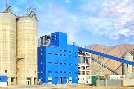 تعرض حافلة موظفي شركة الوحدة للاسمنت بمنطقة الجول لهجوم مسلح وإصابة اثنين منهم