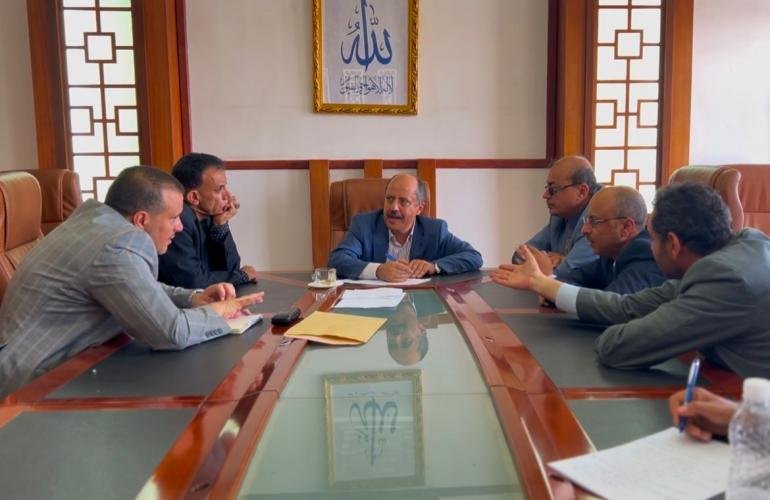 اجتماع يناقش سير تنفيذ قرار توطين الصناعات ومشاريع التمكين الاقتصادي