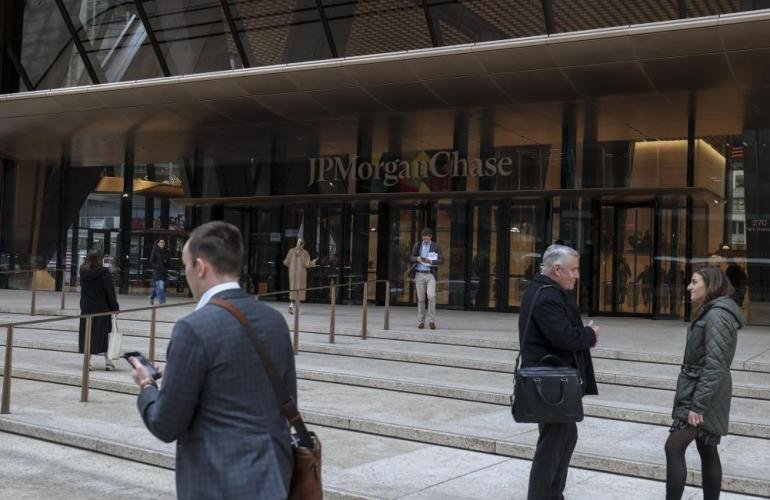 اختراق محتمل لبيانات عملاء بنوك أميركية كبرى في هجوم إلكتروني