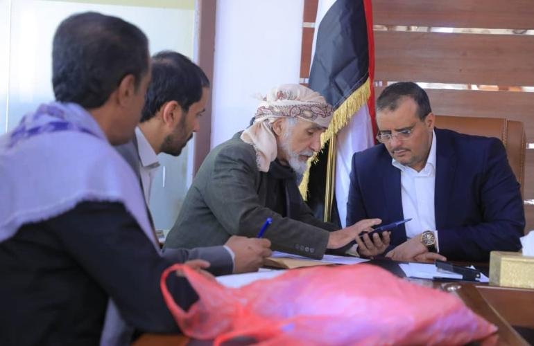 القائم بأعمال وزير الاقتصاد يلتقي التجار والقطاع الخاص خلال اليوم المفتوح