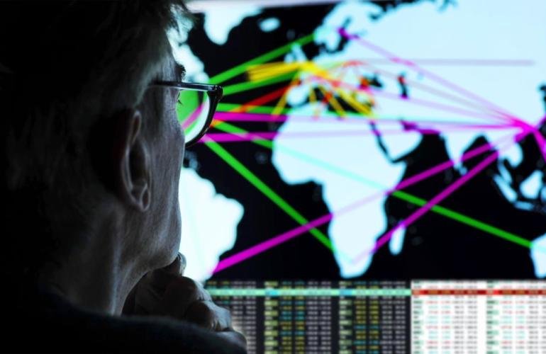 ما هي المخاطر التي تُعيد تشكيل الاقتصاد العالمي عام 2026