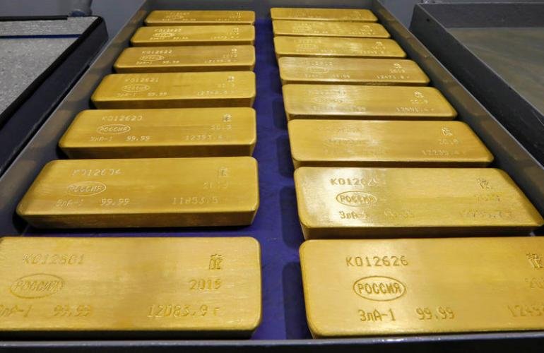 البنوك المركزية تفقد السيطرة.. لماذا يعتبر الذهب والفضة الملاذ الأخير رغم الهدوء؟