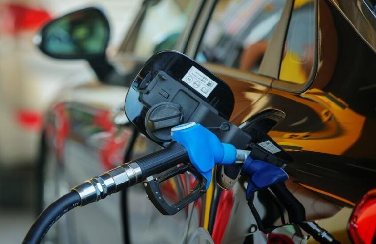أسعار البنزين تنخفض في 25 منطقة روسية خلال أسبوع
