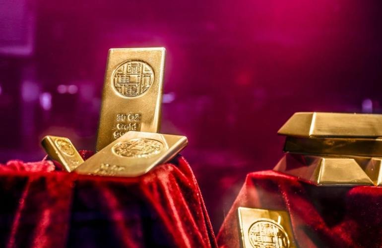 سباق البنوك المركزية على الذهب.. أين تخبئ الحكومات احتياطياتها؟