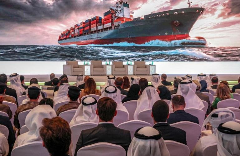 ضغوط متزايدة على الإيرادات الخليجية بسبب النفط الخليجي المحبوس