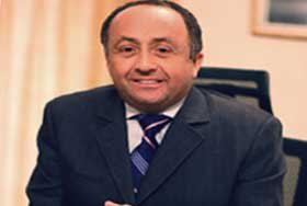 عساف معكرون المدير العام للشركة اليمنية للتموين والخدمات